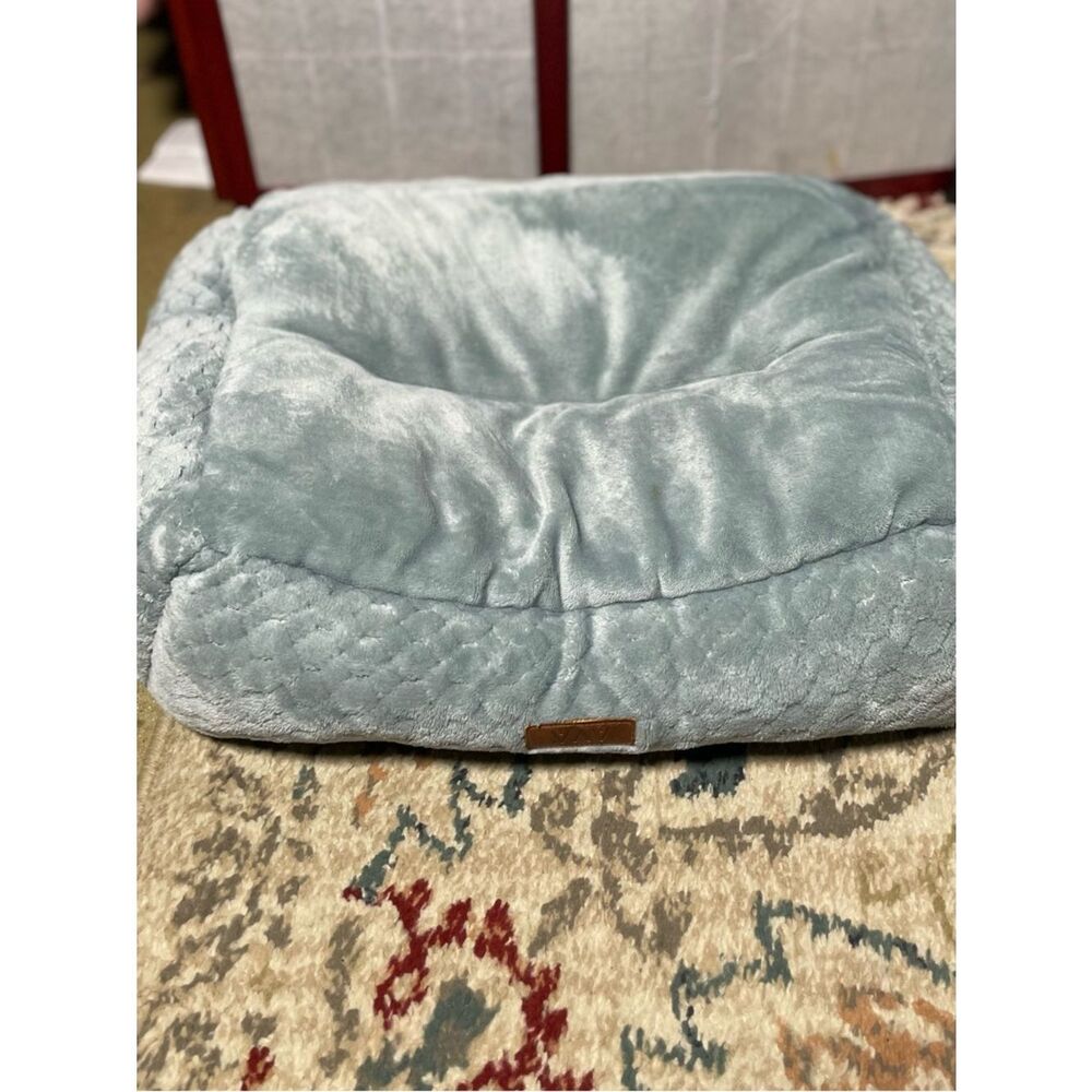 AVA Plush Rectangular Pet Bed in Light Sage Mint Green (18”x 21”) Soft Comfy Bed - Picture 14 of 14